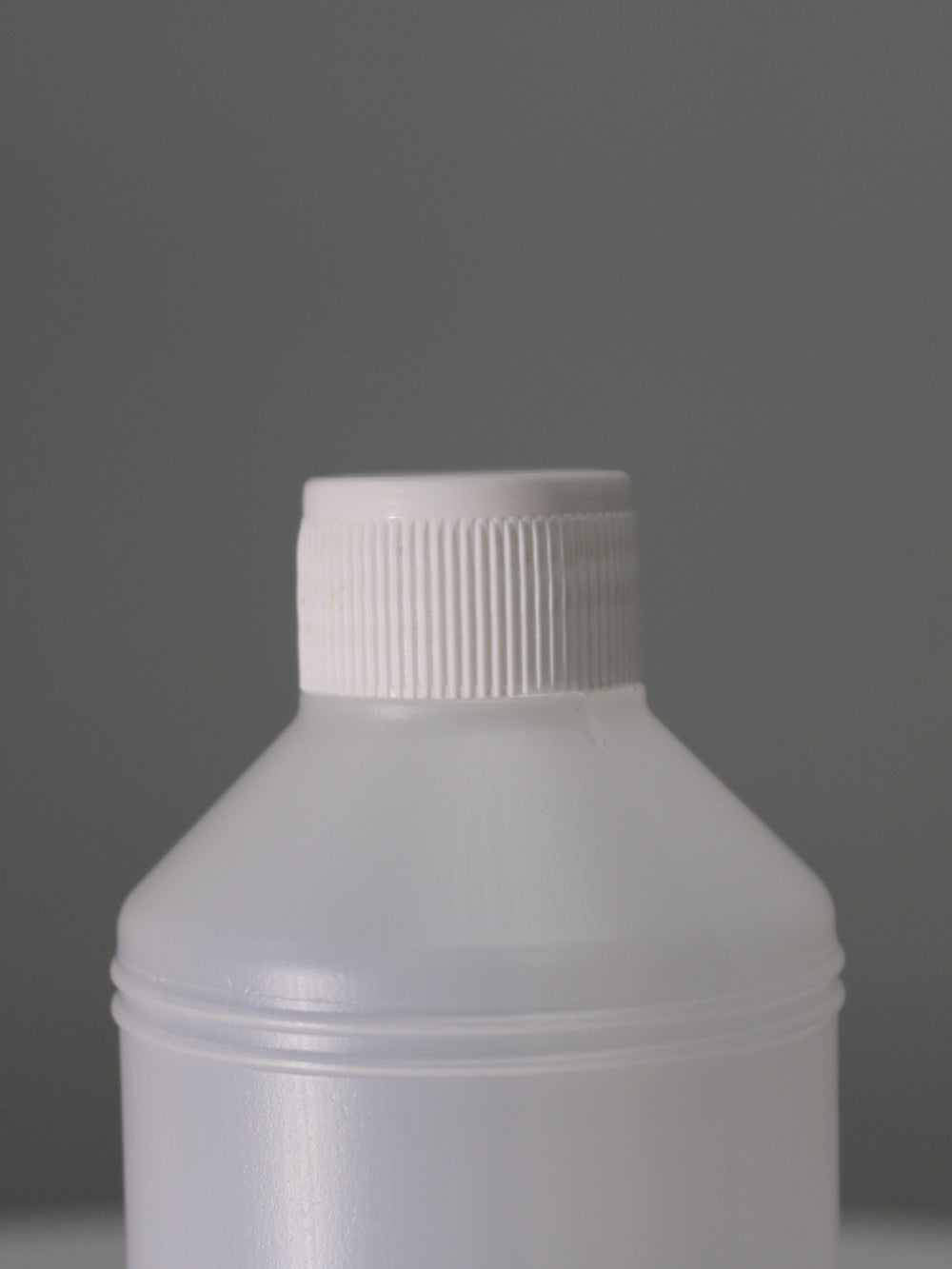 750ml Bleach 28mm HDPE Bottle - (Box of 115 units) - Packnet SA