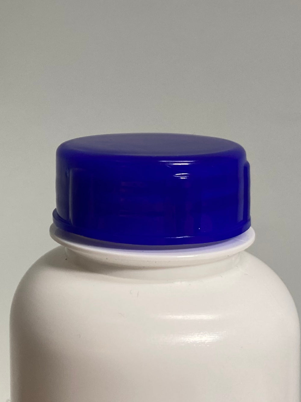 250ml Tablet Container 38mm HDPE Bottle - (Pack of 100 units)